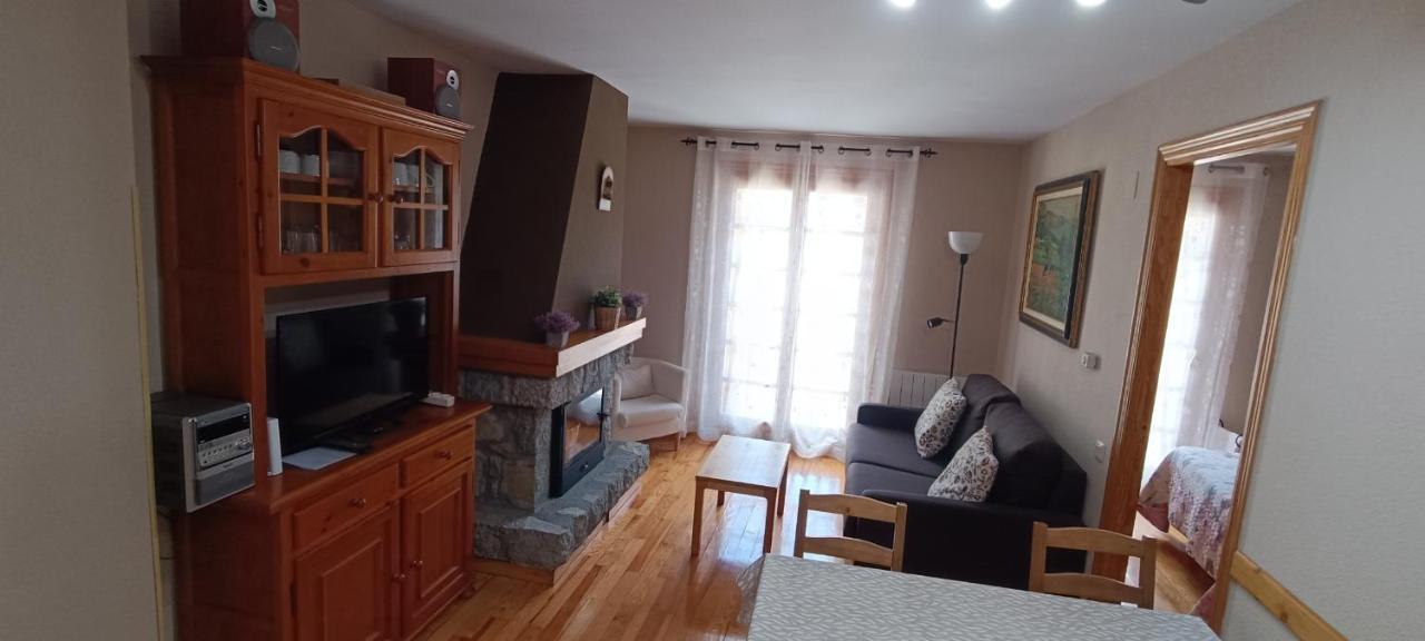 Apartamento El Refugio De Sara Benasque Ngoại thất bức ảnh